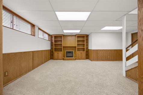 7019 Pleasant Ridge Drive SW Cedar Rapids IA 52404