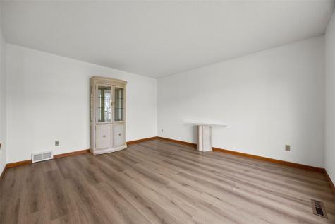 7019 Pleasant Ridge Drive SW Cedar Rapids IA 52404
