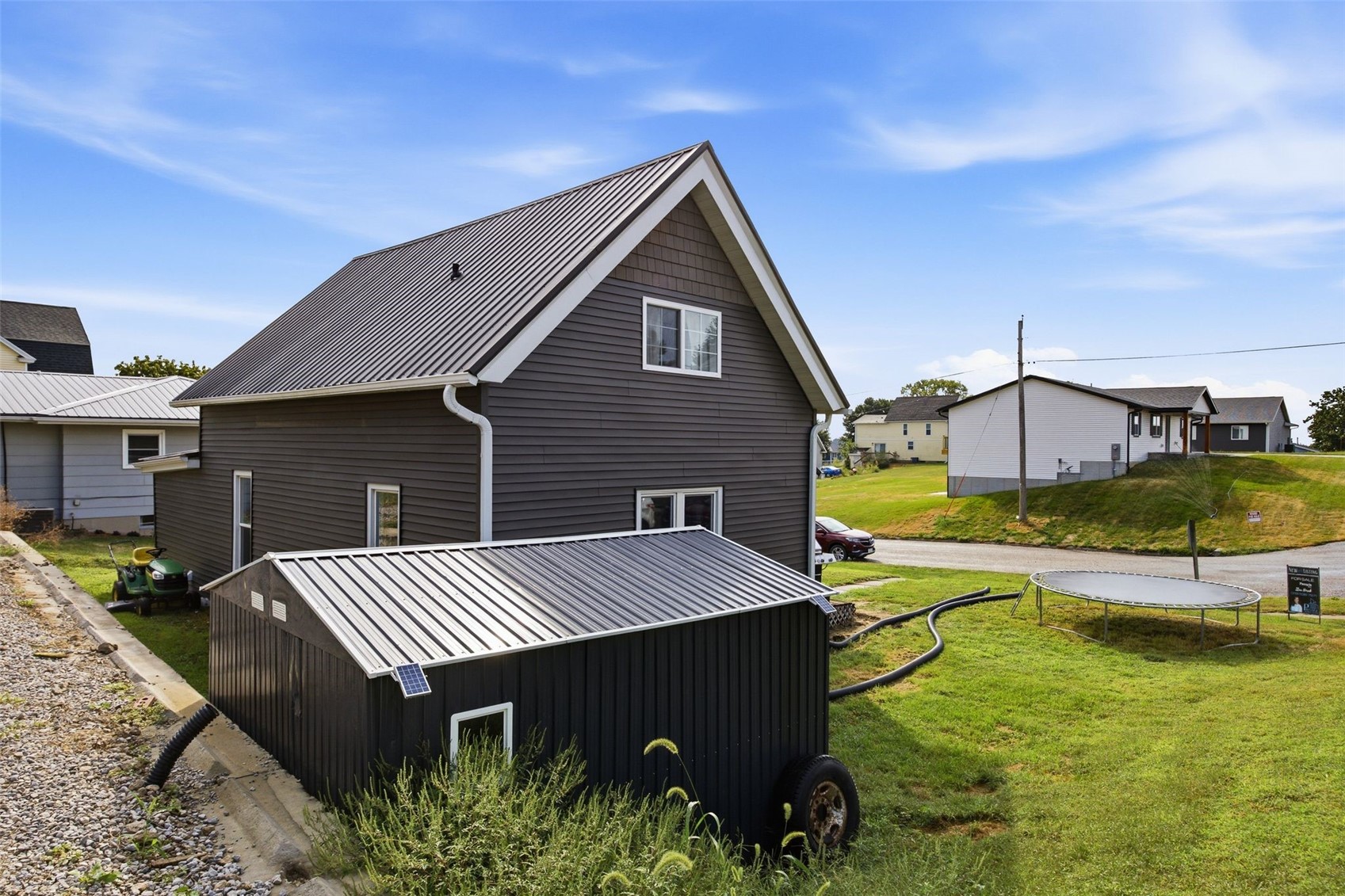 114 W Johnson Street Norway IA 52318