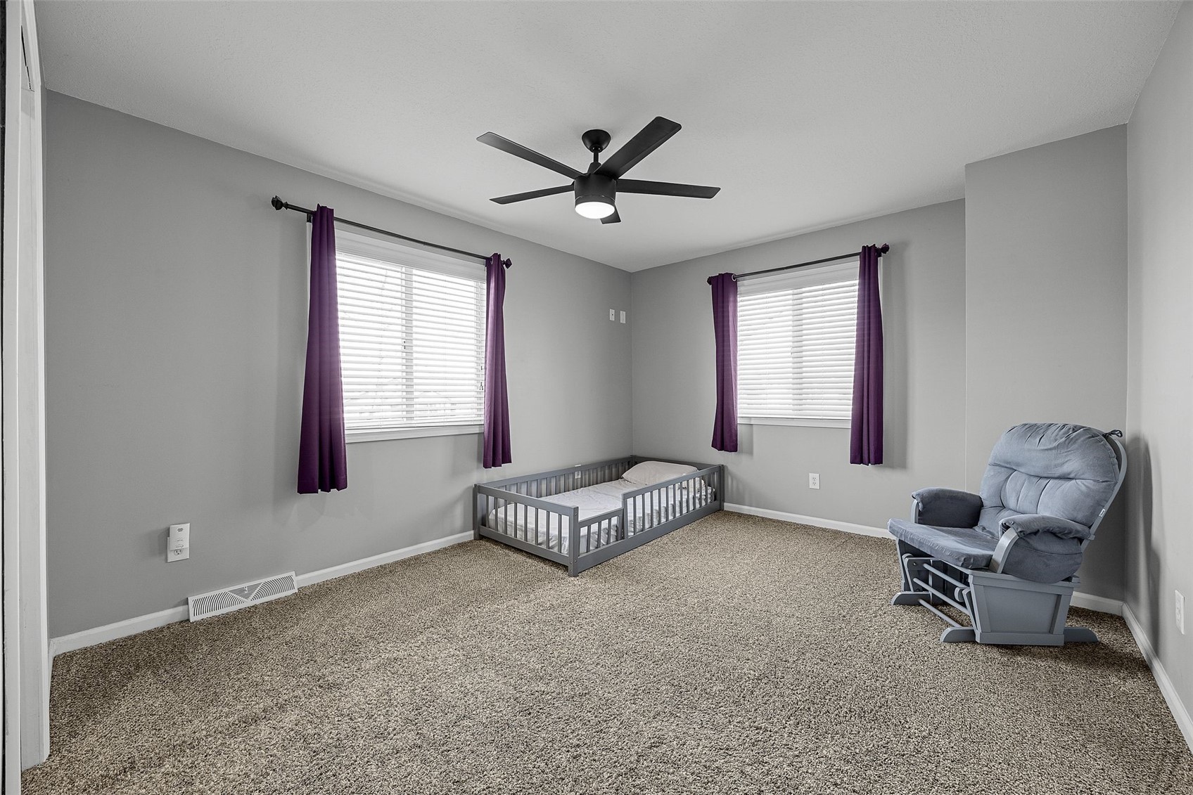 1105 Maple Street Robins IA 52328