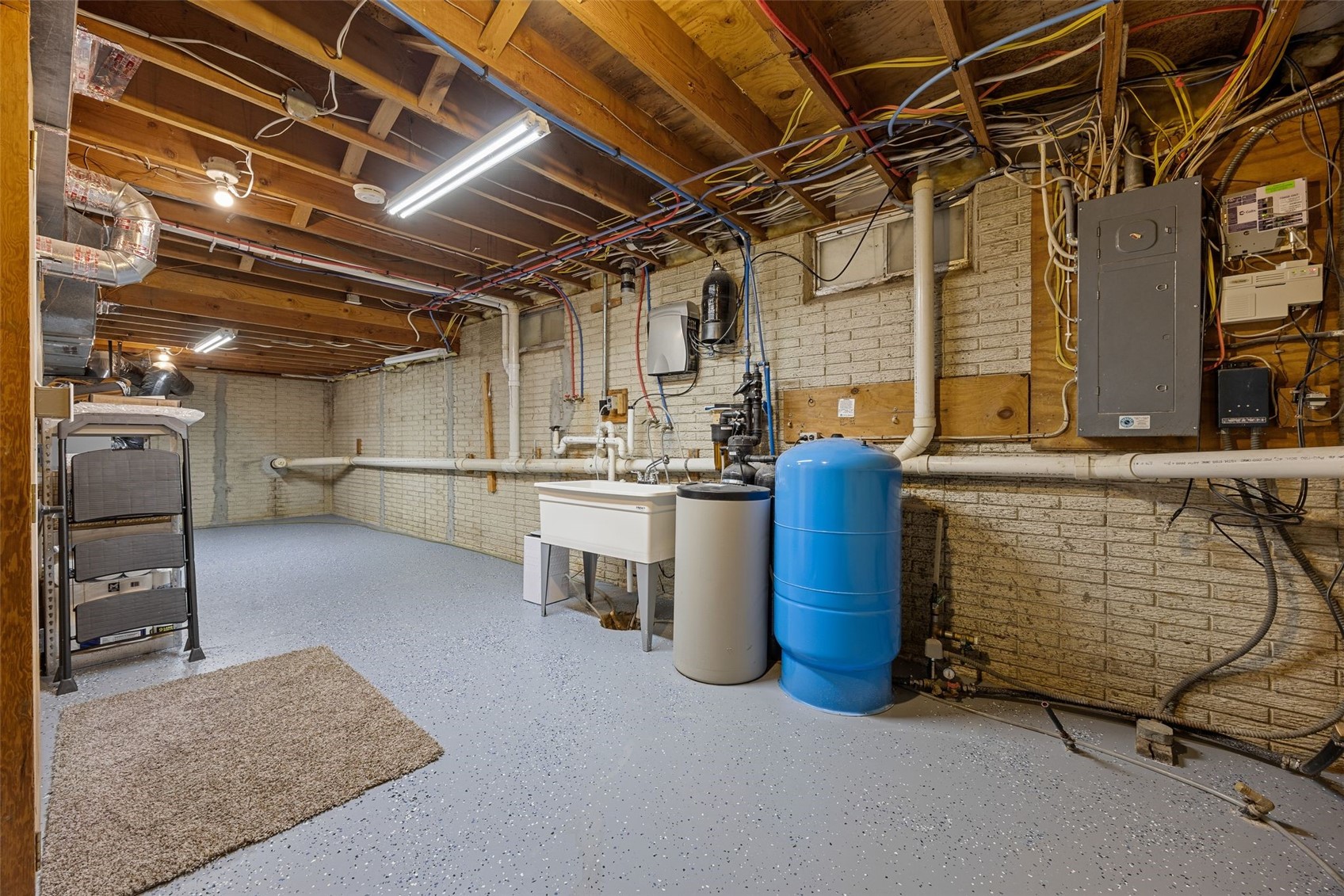 1105 Maple Street Robins IA 52328