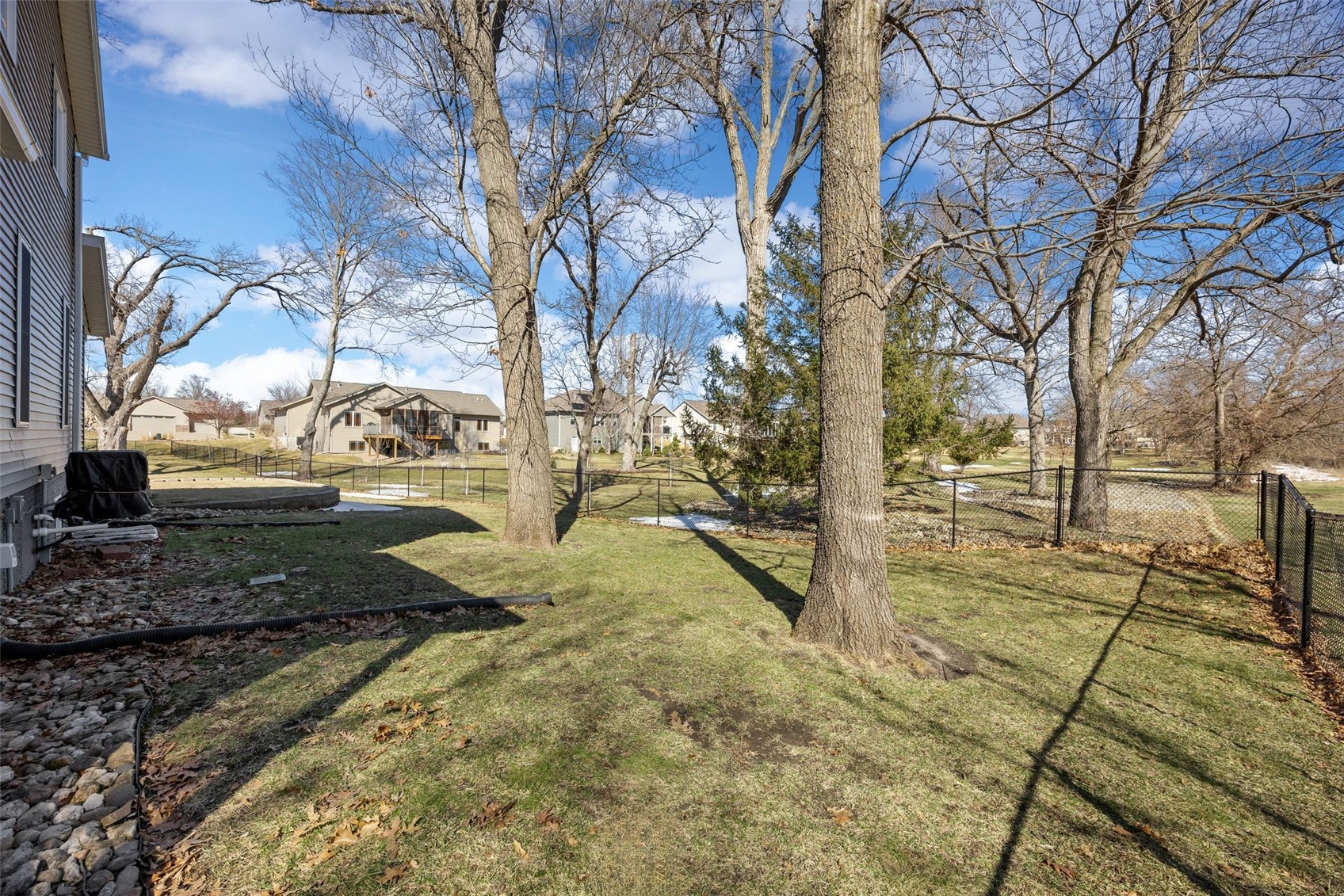 1105 Maple Street Robins IA 52328