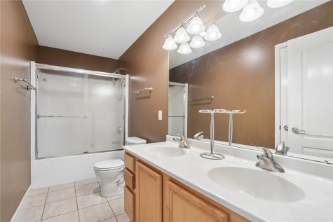 3340 Edgebrooke Drive Marion IA 52302