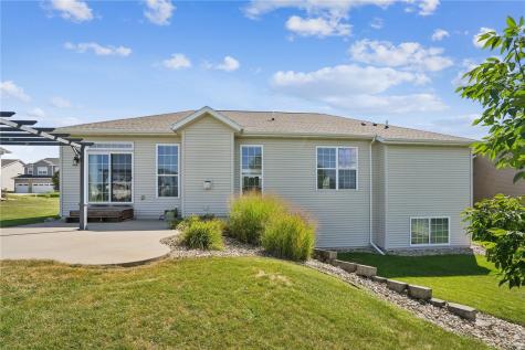 3340 Edgebrooke Drive Marion IA 52302