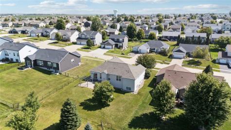 3340 Edgebrooke Drive Marion IA 52302