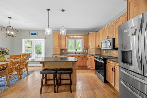 1432 Hickory Hollow Road NE Solon IA 52333