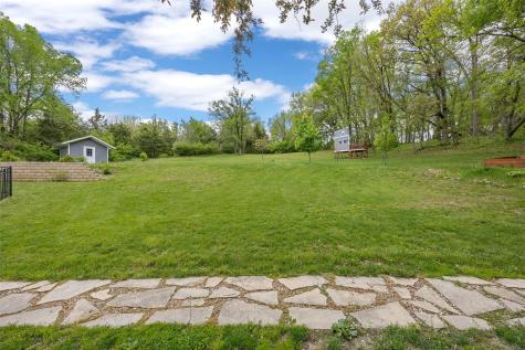 1432 Hickory Hollow Road NE Solon IA 52333