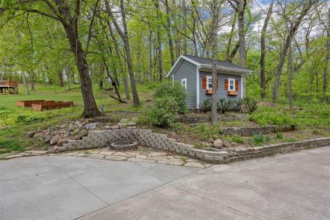 1432 Hickory Hollow Road NE Solon IA 52333