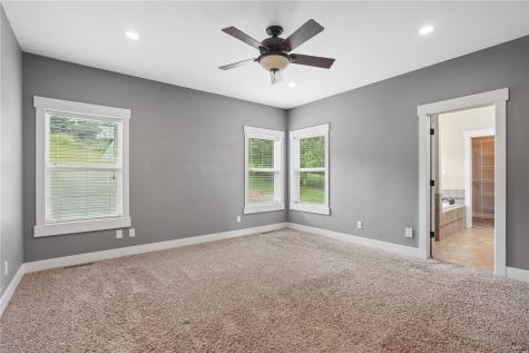 6621 Ashwood Court NE Cedar Rapids IA 52411