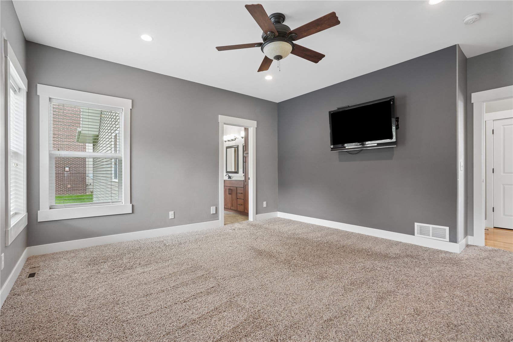 6621 Ashwood Court NE Cedar Rapids IA 52411