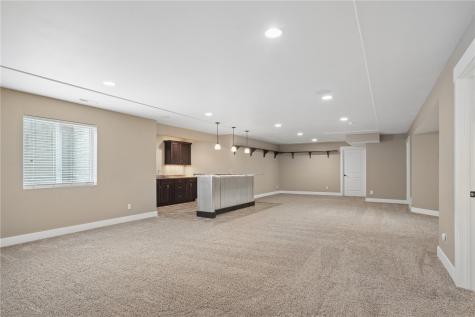 6621 Ashwood Court NE Cedar Rapids IA 52411