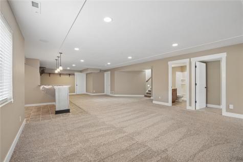 6621 Ashwood Court NE Cedar Rapids IA 52411