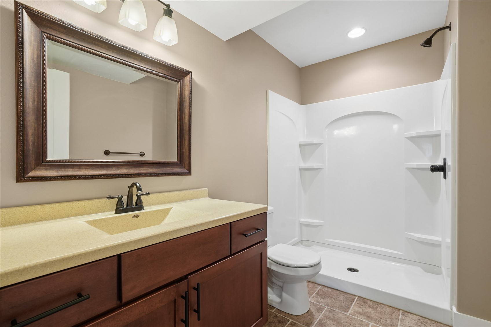 6621 Ashwood Court NE Cedar Rapids IA 52411