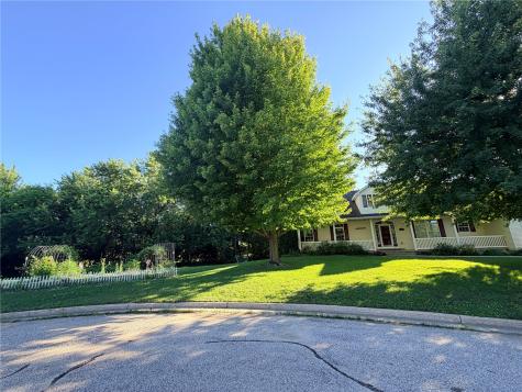 2675 Madison Lane Urbana IA 52345