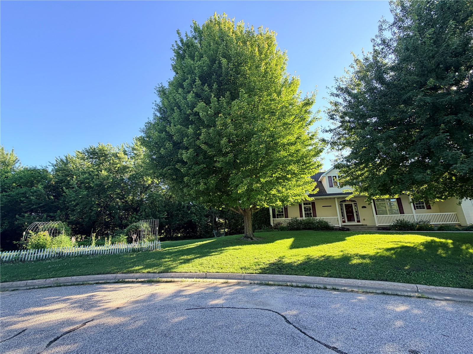 2675 Madison Lane Urbana IA 52345