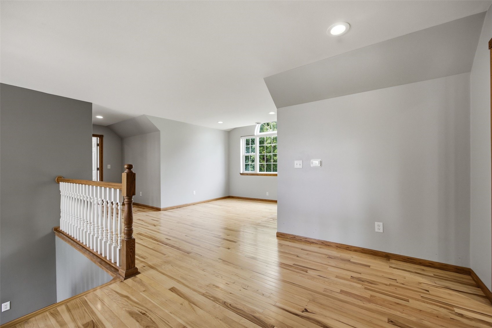 2675 Madison Lane Urbana IA 52345