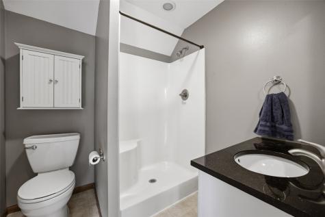 2675 Madison Lane Urbana IA 52345