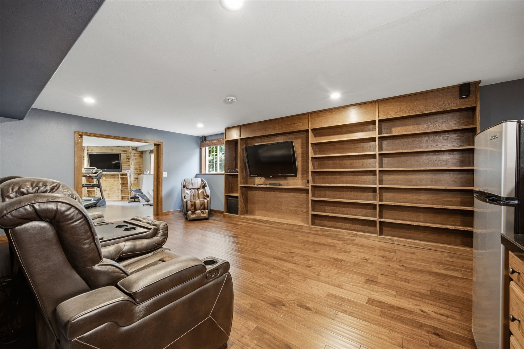 2675 Madison Lane Urbana IA 52345