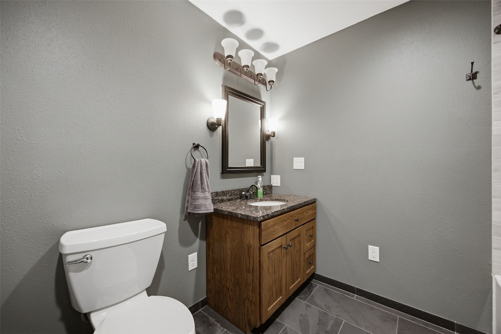 2675 Madison Lane Urbana IA 52345