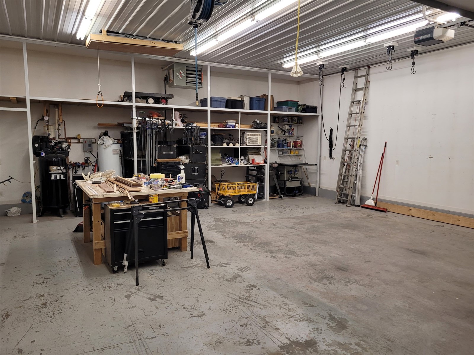 2675 Madison Lane Urbana IA 52345
