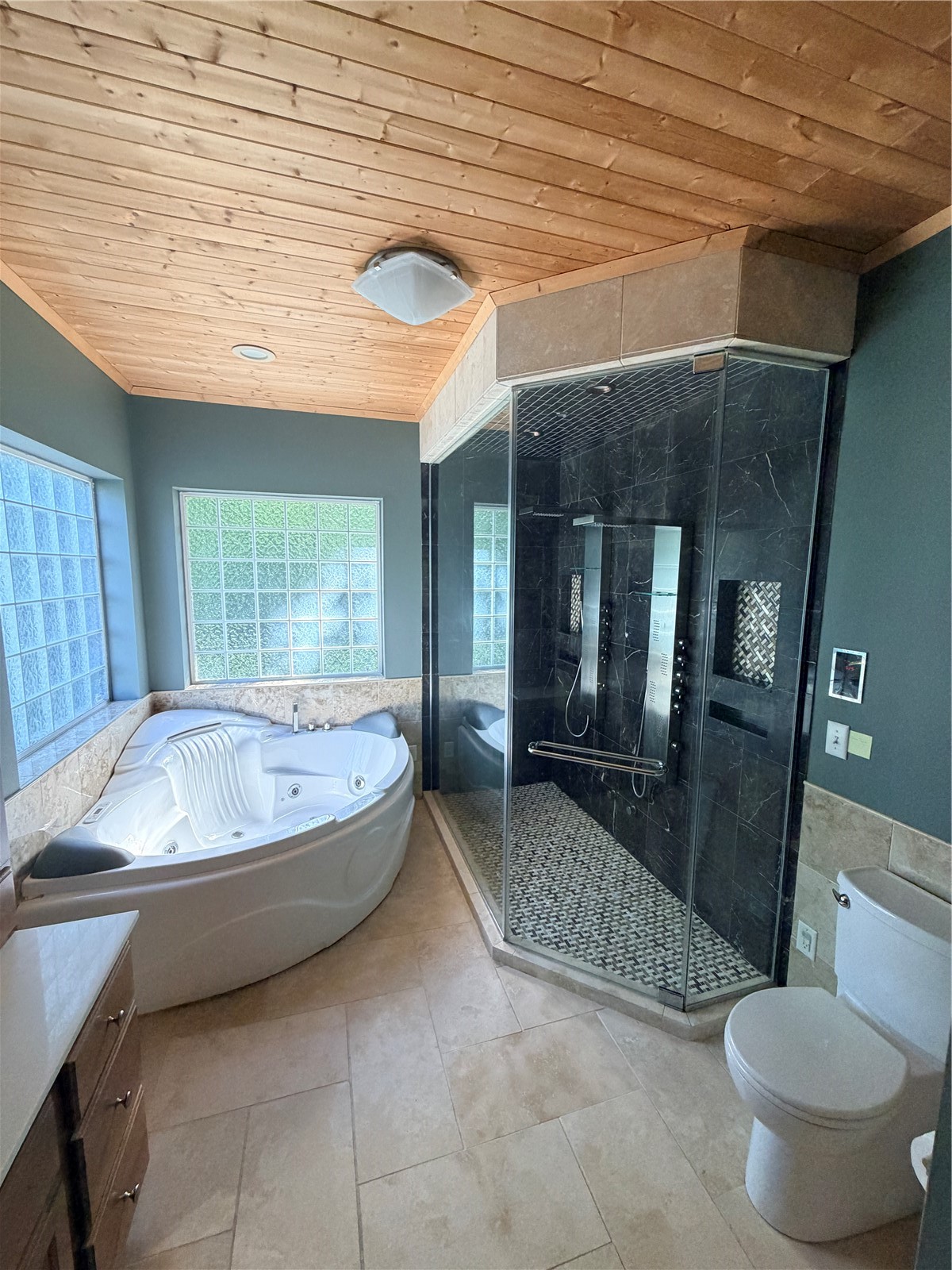 2675 Madison Lane Urbana IA 52345