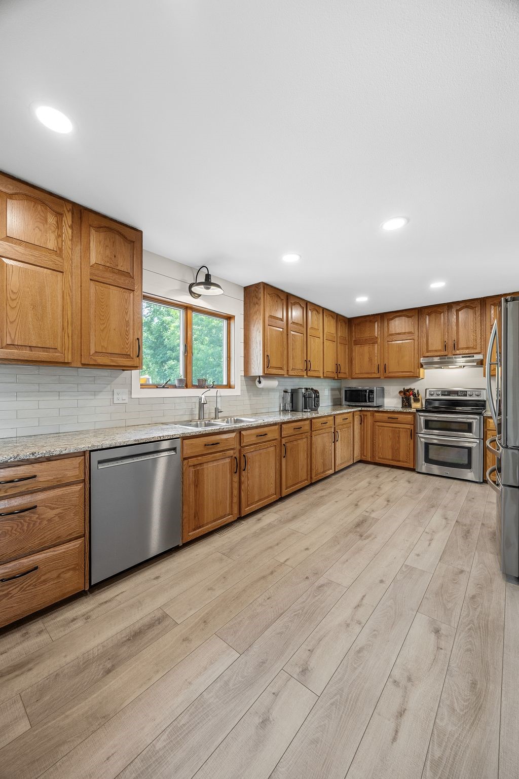 150 W Cemetery Road Fairfax IA 52228