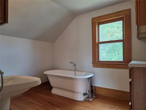 1738 Higley Avenue SE Cedar Rapids IA 52403