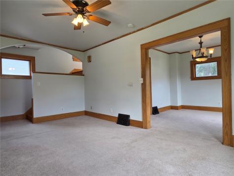 1738 Higley Avenue SE Cedar Rapids IA 52403