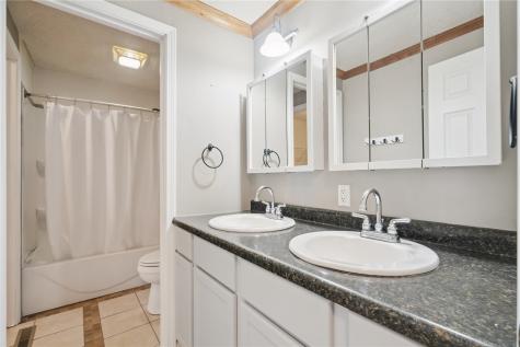 317 Terrace Lane Drive Montezuma IA 50171