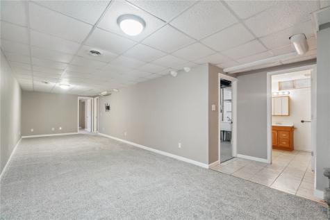 317 Terrace Lane Drive Montezuma IA 50171