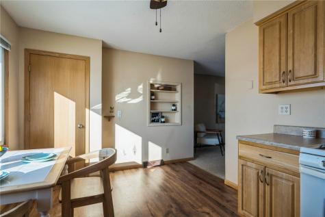 311 Sunset Drive Stanwood IA 52337