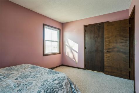 311 Sunset Drive Stanwood IA 52337