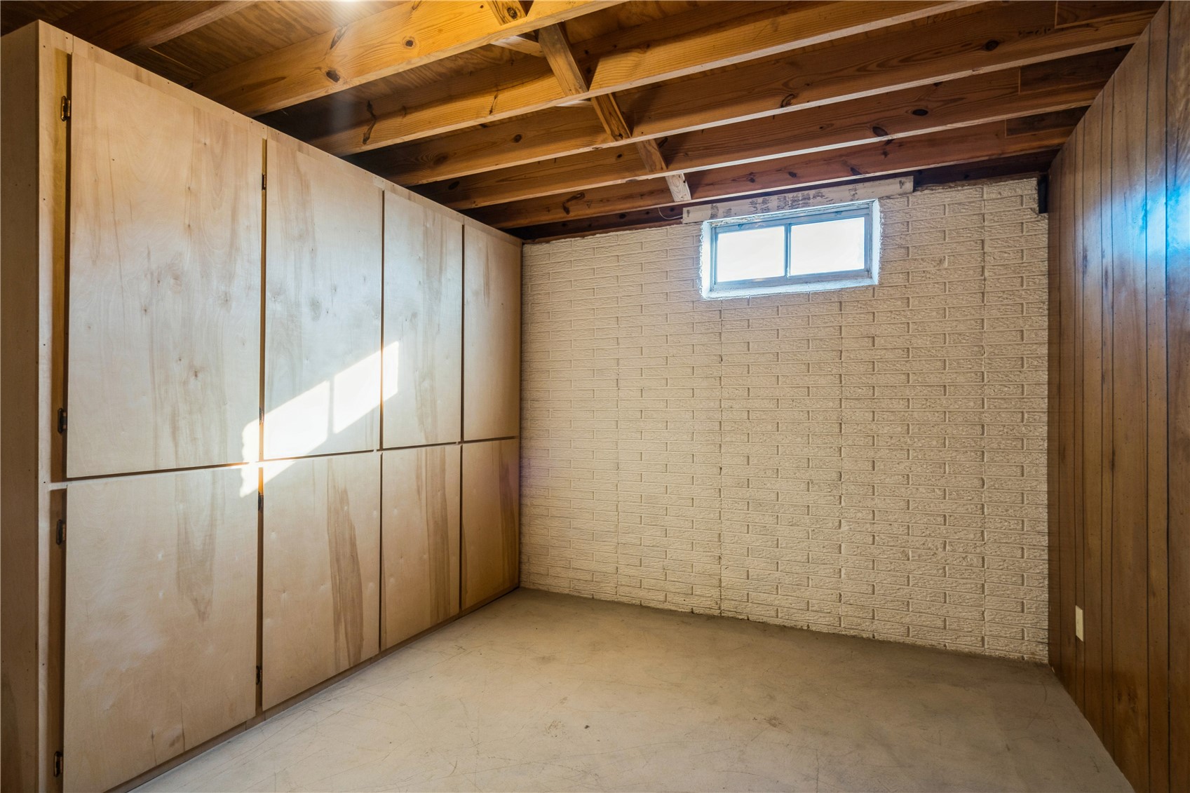 311 Sunset Drive Stanwood IA 52337