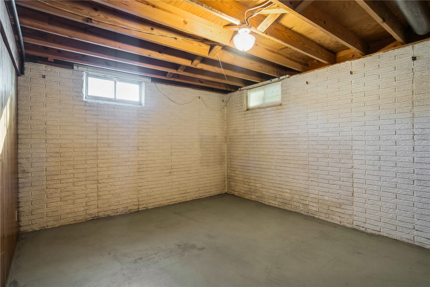 311 Sunset Drive Stanwood IA 52337