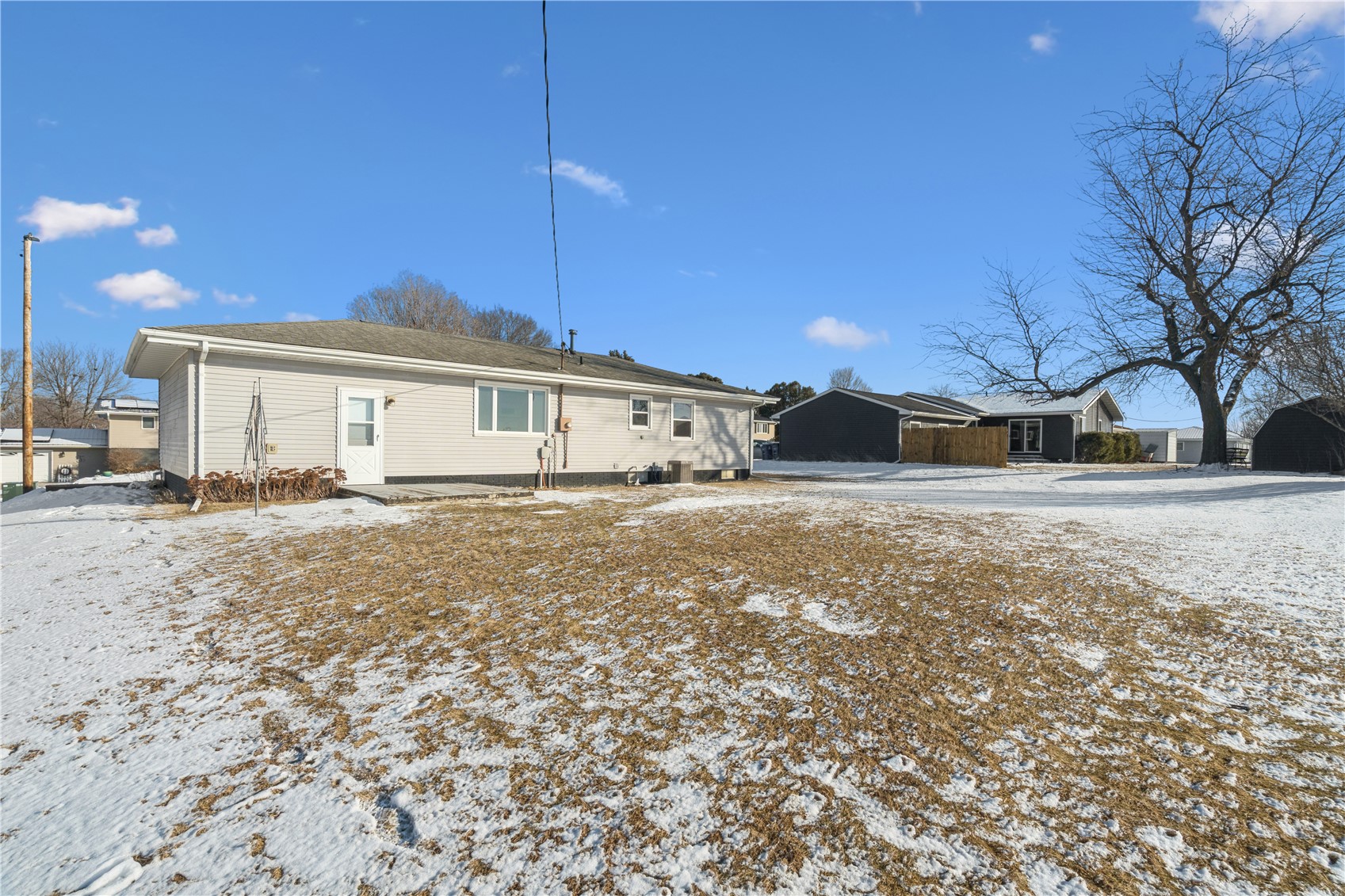 311 Sunset Drive Stanwood IA 52337