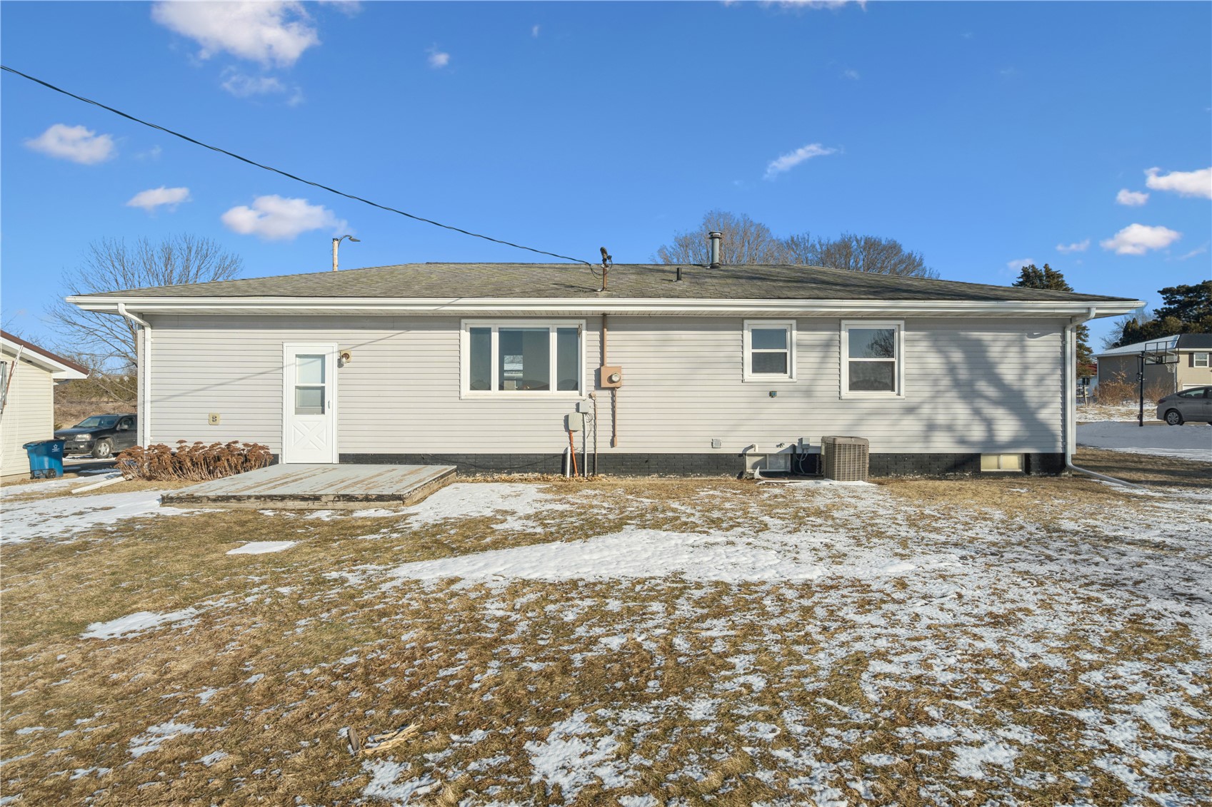311 Sunset Drive Stanwood IA 52337