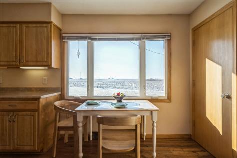 311 Sunset Drive Stanwood IA 52337
