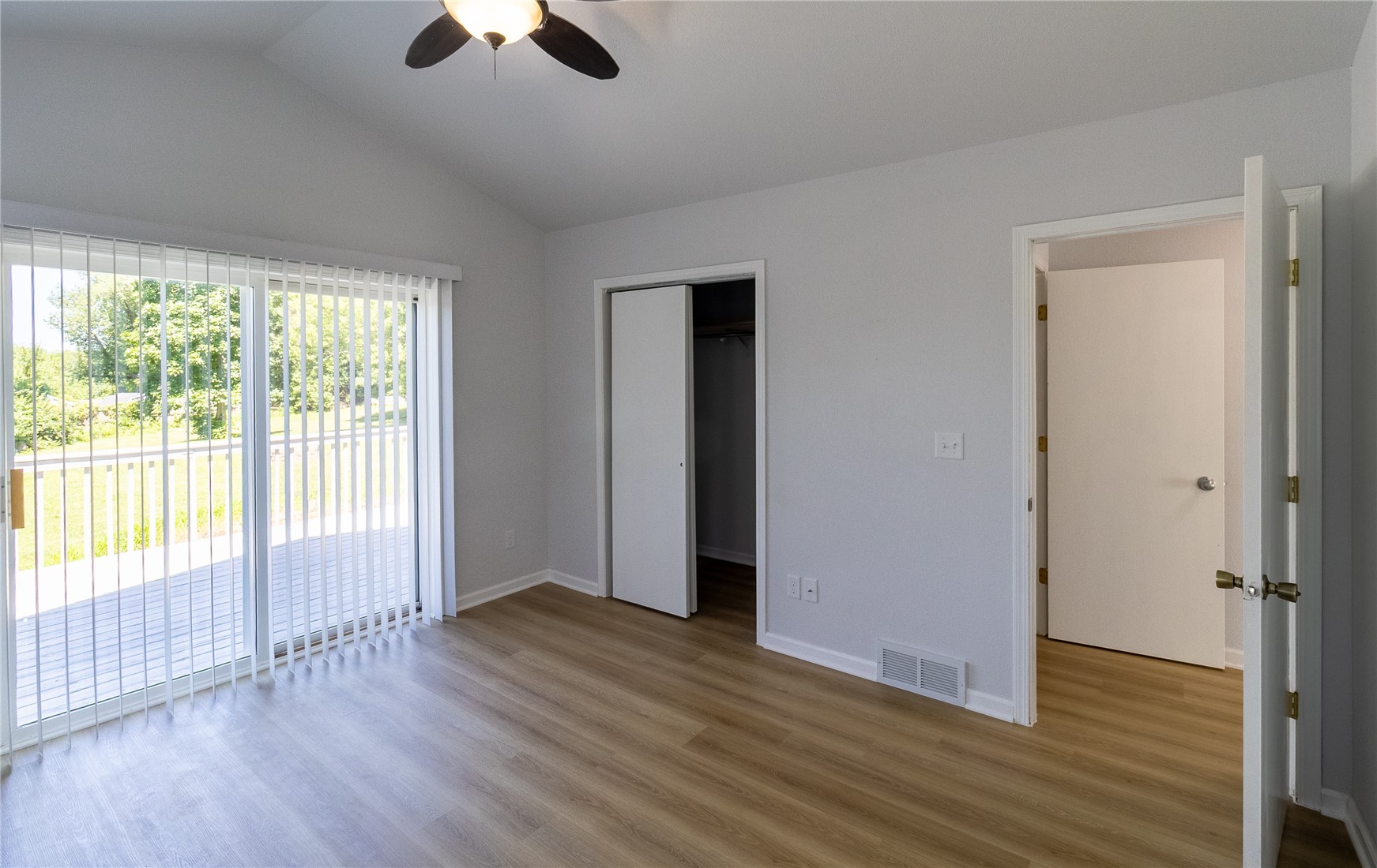 1230 Belmont Parkway NW Cedar Rapids IA 52405