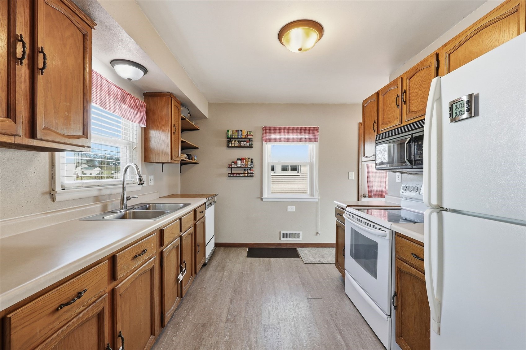 742 43rd Street NE Cedar Rapids IA 52402