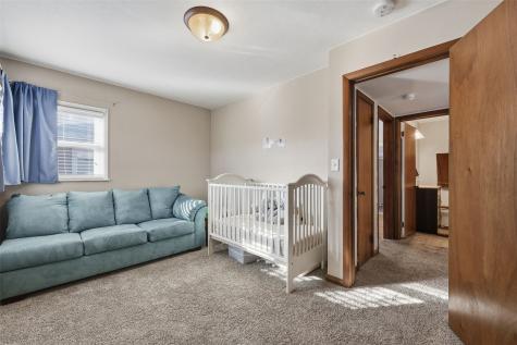 742 43rd Street NE Cedar Rapids IA 52402
