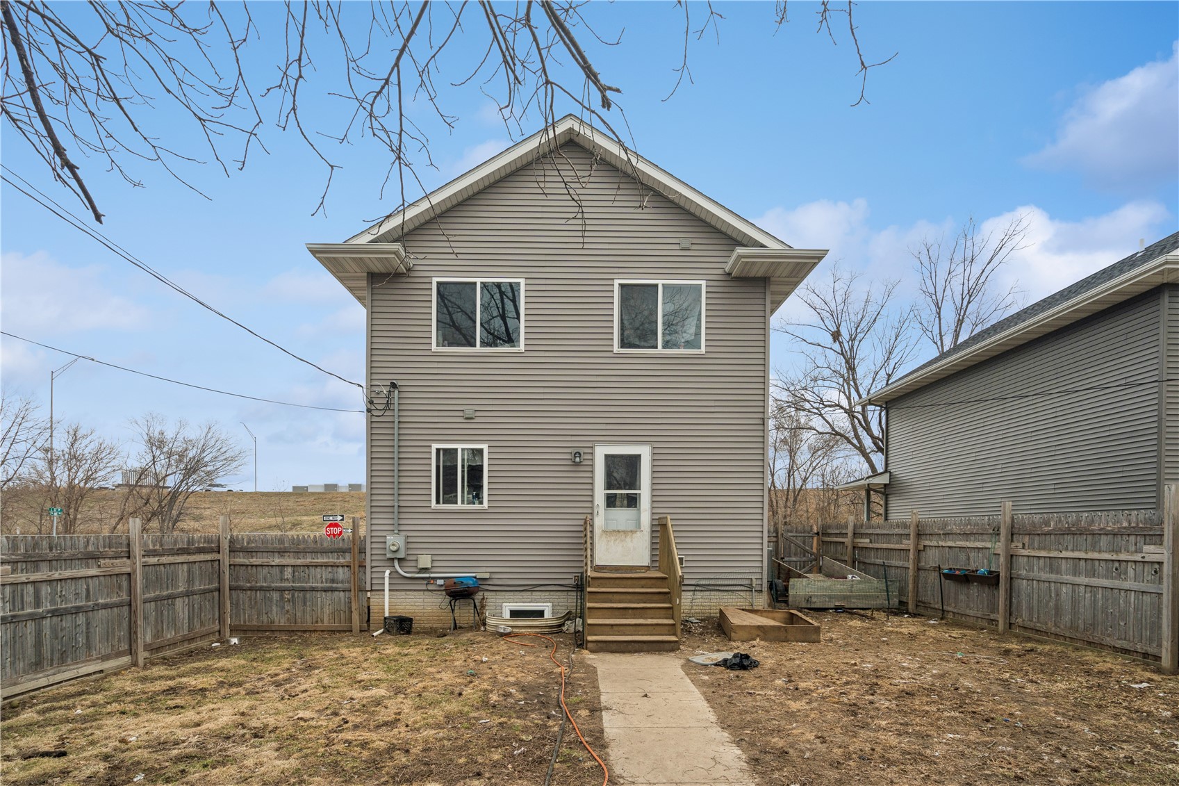 702 L Street SW Cedar Rapids IA 52404
