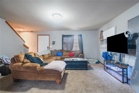 702 L Street SW Cedar Rapids IA 52404