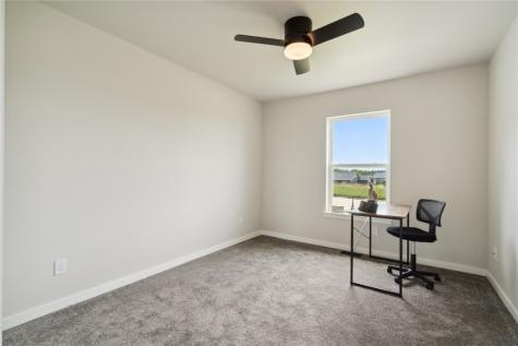 802 Mont Clair Solon IA 52333