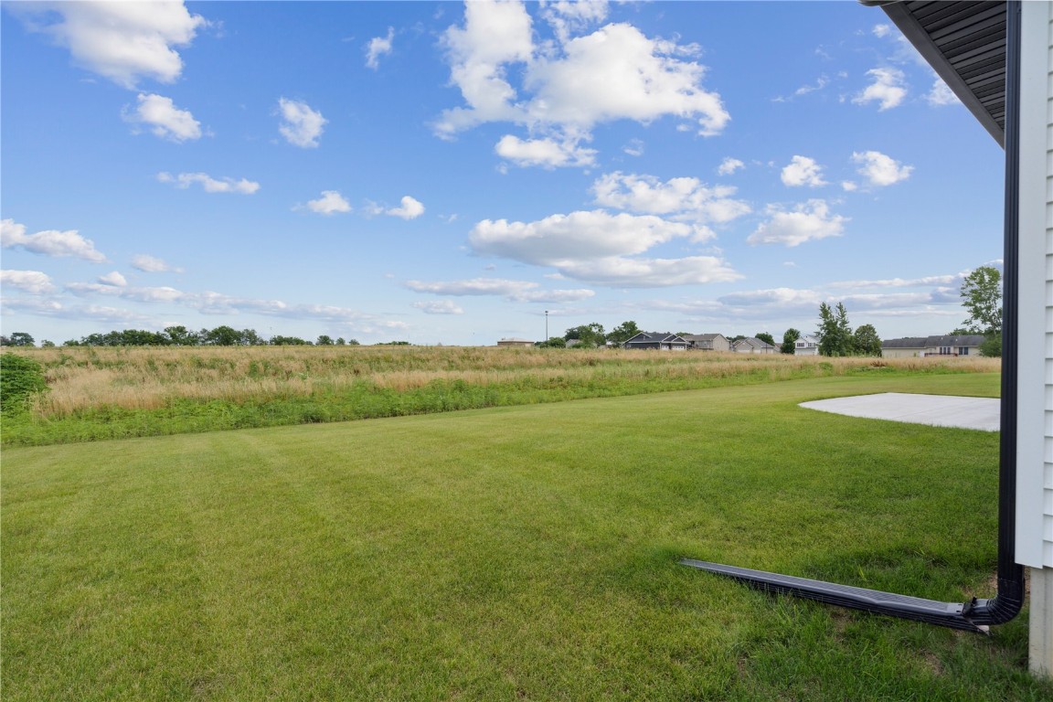 802 Mont Clair Solon IA 52333