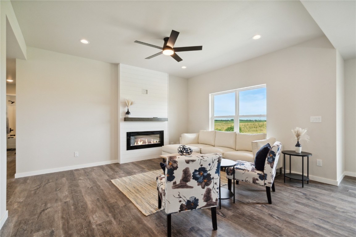 802 Mont Clair Solon IA 52333