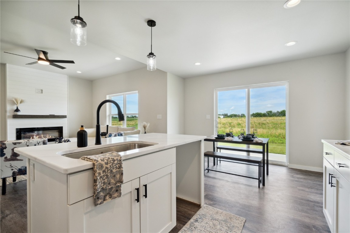 802 Mont Clair Solon IA 52333