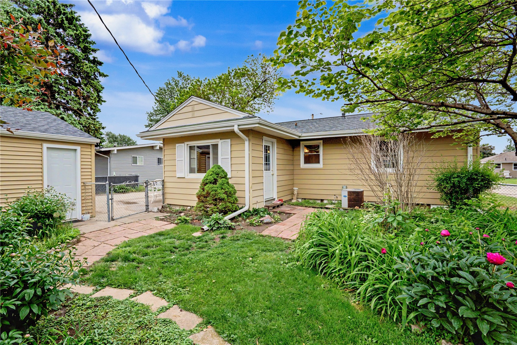 2800 3rd Avenue Marion IA 52302