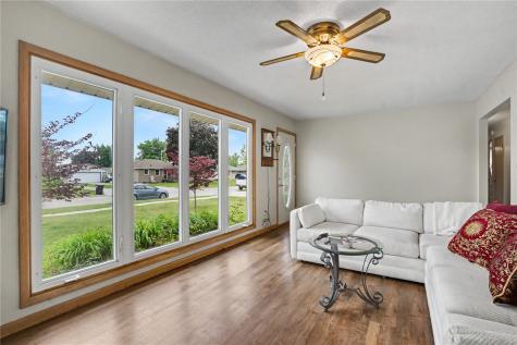 2800 3rd Avenue Marion IA 52302