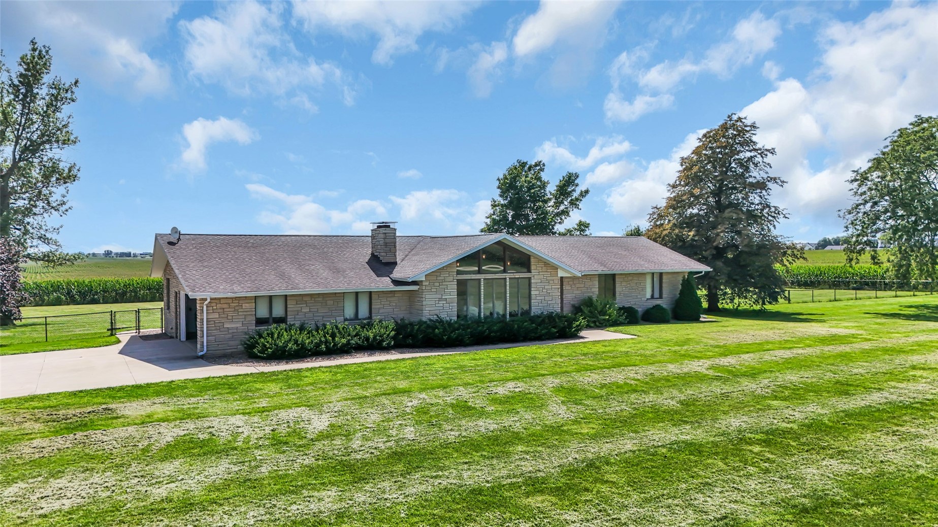 1766 Fernow Road Marion IA 52302