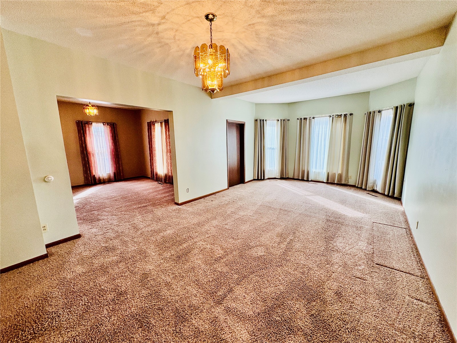 1612 7th Avenue Belle Plaine IA 52208